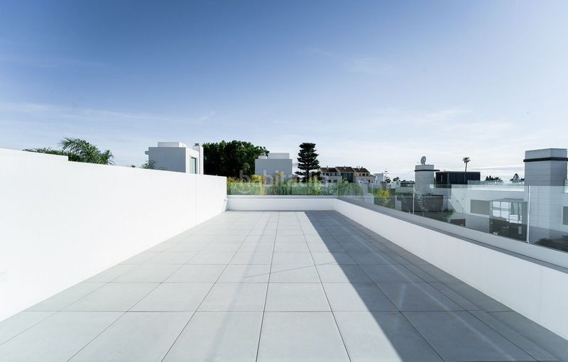 Foto 0af25ce9-be21-46f7-aae7-b471bdad01b5. Chalet en Las Lomas de Río Verde Marbella