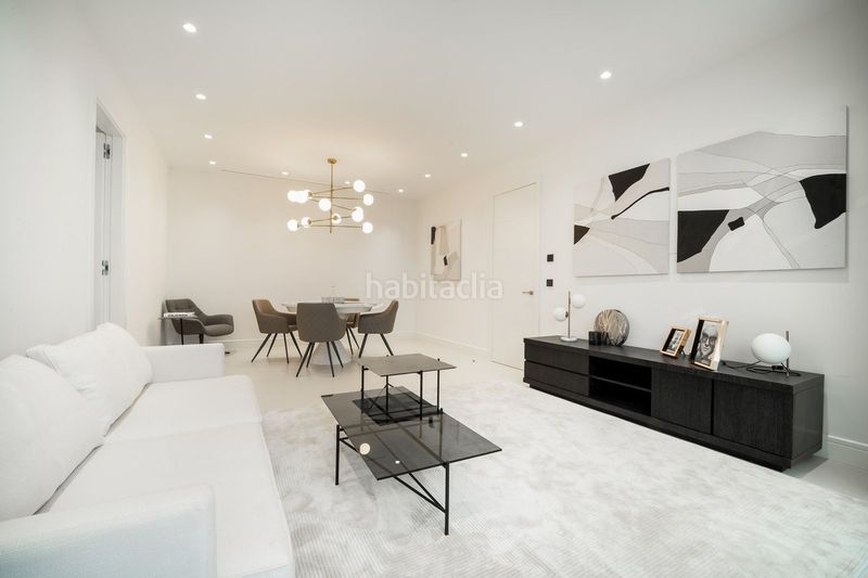 Foto b1708487-af7e-424b-895a-7c46281c6bd9. Chalet en Las Lomas de Río Verde Marbella