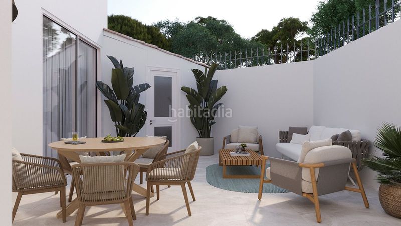Foto 6d1c5d21-c2b9-49de-ab64-4295841c51c8. Casa adossada amb piscina a Puerto Banús Marbella