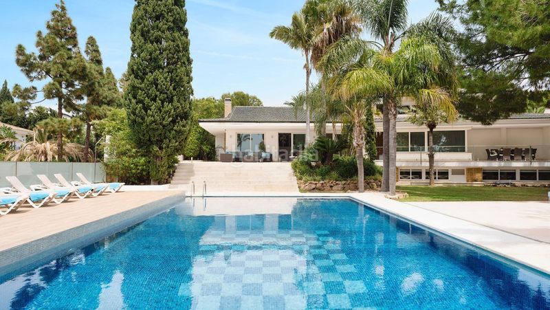 Foto 5db14198-ccba-4329-b43f-7756b2028a22. Chalet en El Rosario - Ricmar Marbella