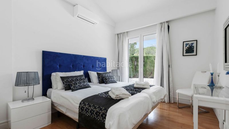 Foto cee7b5cf-8790-4096-b197-5897b4ad3cee. Chalet en El Rosario - Ricmar Marbella