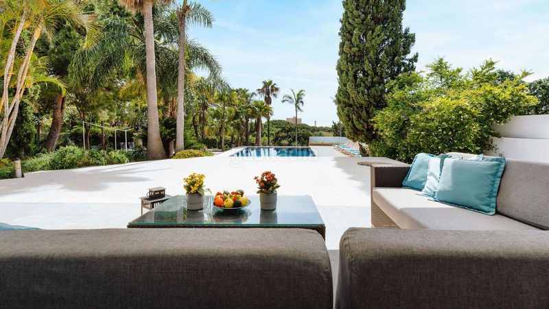 Foto fe26e205-9605-4665-a5a8-776acc24a186. Chalet en El Rosario - Ricmar Marbella