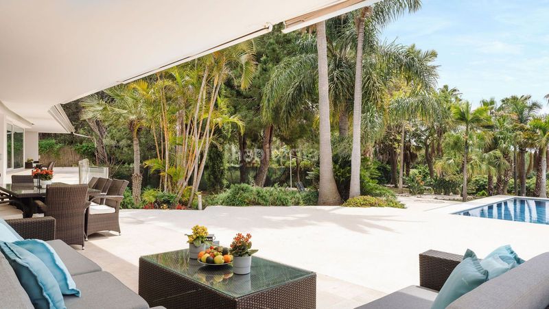 Foto a4589582-5442-4a56-bdc6-181ac141097e. Xalet amb aparcament piscina a El Rosario - Ricmar Marbella