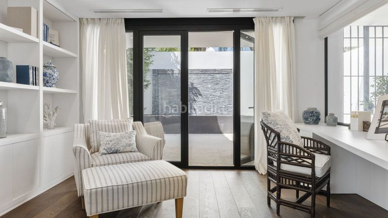 Foto e62ca7e7-f277-4c19-83d8-d3d3e173e9a5. Xalet amb aparcament piscina a Los Naranjos Marbella