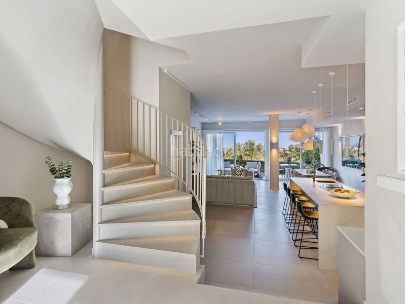 Foto 17539aa8-3e87-4a8b-9665-a2421690376a. Casa adossada amb aparcament piscina a La Quinta Benahavís