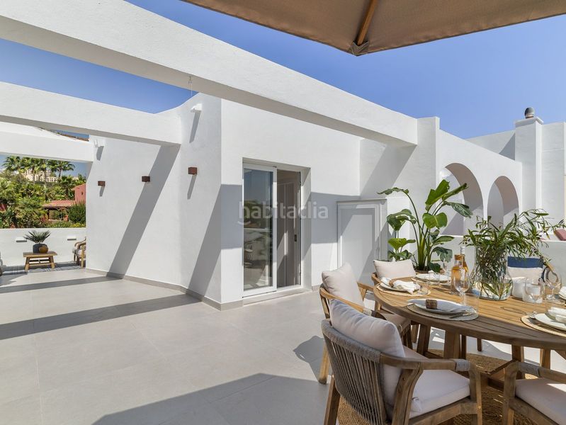 Foto 2ef11a9f-a98e-459c-97ee-5a1373becd8a. Casa adossada amb aparcament piscina a La Quinta Benahavís