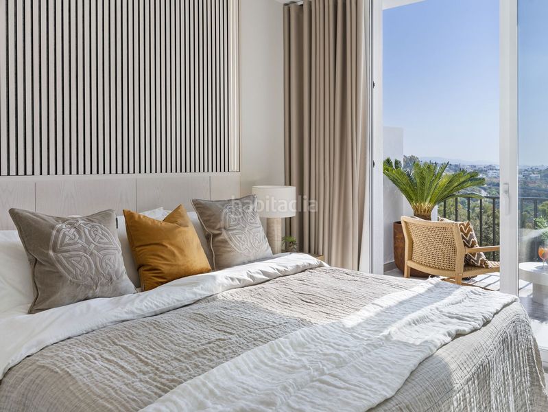 Foto 4c79a117-6e47-464d-a705-c4bdc8252cd8. Casa adossada amb aparcament piscina a La Quinta Benahavís