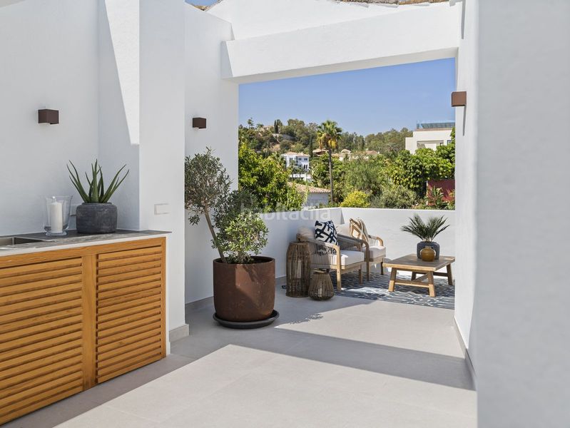 Foto 8585a453-013e-488e-aba7-84d50194fe31. Casa adossada amb aparcament piscina a La Quinta Benahavís