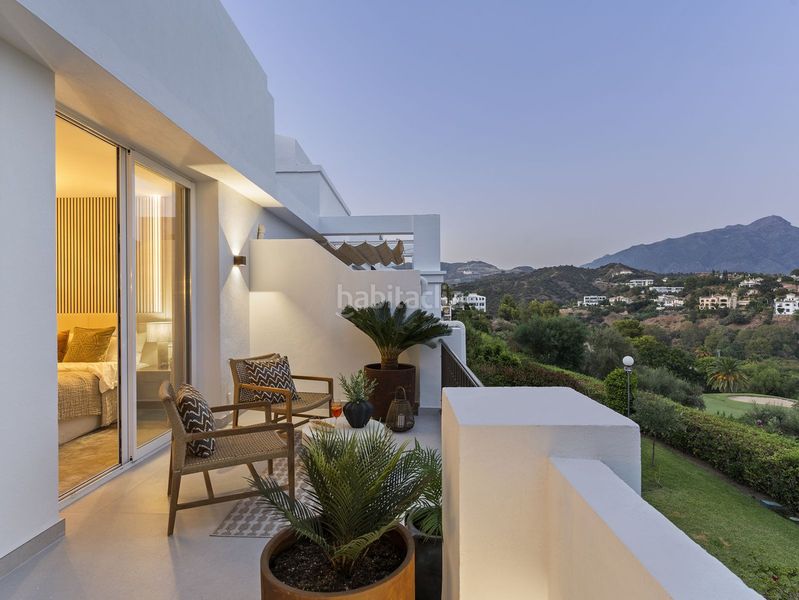 Foto fef6ef1e-8ab6-4af4-97d5-29bfe4f6cedc. Casa adossada amb aparcament piscina a La Quinta Benahavís