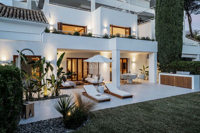 Foto af41c824-dab5-4d5b-bded-dc18d920561b. Casa adossada amb aparcament piscina a Los Naranjos Marbella
