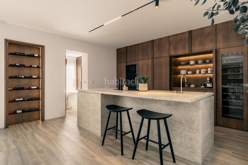 Foto 06838444-8d2d-4f93-abec-3a35aac18c1b. Maison jumelée avec parking piscine dans Los Naranjos Marbella