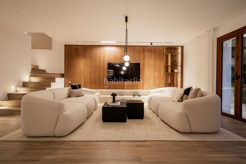 Foto 1c14c719-7358-4fc4-962e-1350a3c6949b. Maison jumelée avec parking piscine dans Los Naranjos Marbella