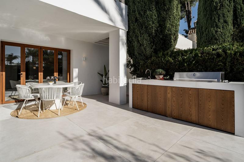 Foto e3c3c9db-70a9-441c-aa75-820c8768d4d8. Maison jumelée avec parking piscine dans Los Naranjos Marbella