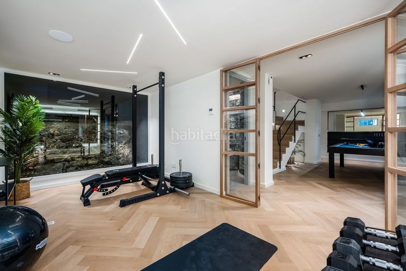 Foto ab170bb9-9a06-400b-9ae5-c6599d469c59. Casa adossada amb aparcament piscina a La Carolina - Guadalpín Marbella