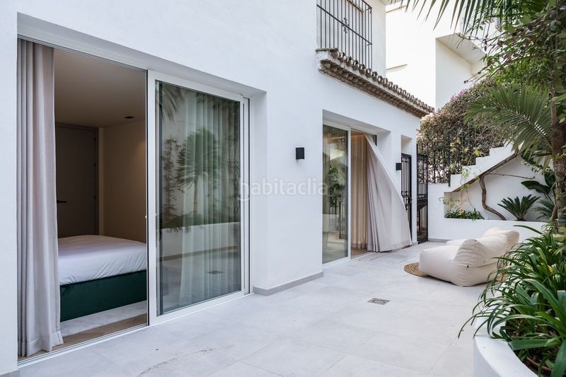Foto c3fddaa4-dba7-4073-8a6a-0b7e01dd3d9d. Casa adossada amb aparcament piscina a La Carolina - Guadalpín Marbella
