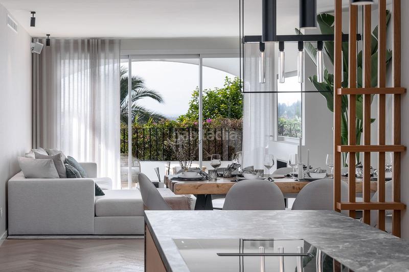 Foto 4a1c25f0-de07-4d5c-8600-73c93e52acc8. Reihenhaus mit parking pool in La Carolina - Guadalpín Marbella