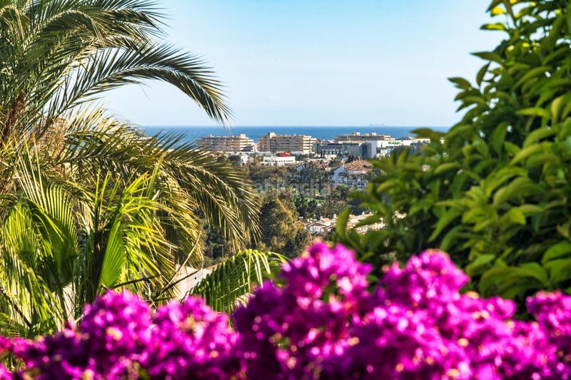 Foto cbcbd56e-9cb1-48d0-81f7-4cb62dc750fc. Reihenhaus mit parking pool in La Carolina - Guadalpín Marbella