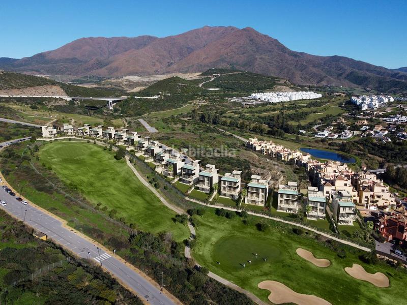 Foto fca5c769-6cd2-4b55-9d48-cab5948613ff. Chalet with parking pool in puerto de Estepona Estepona