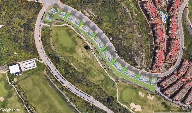 Foto 488eec73-360e-454a-9a49-88a14d8c9566. Chalet con parcheggio piscina in puerto de Estepona Estepona