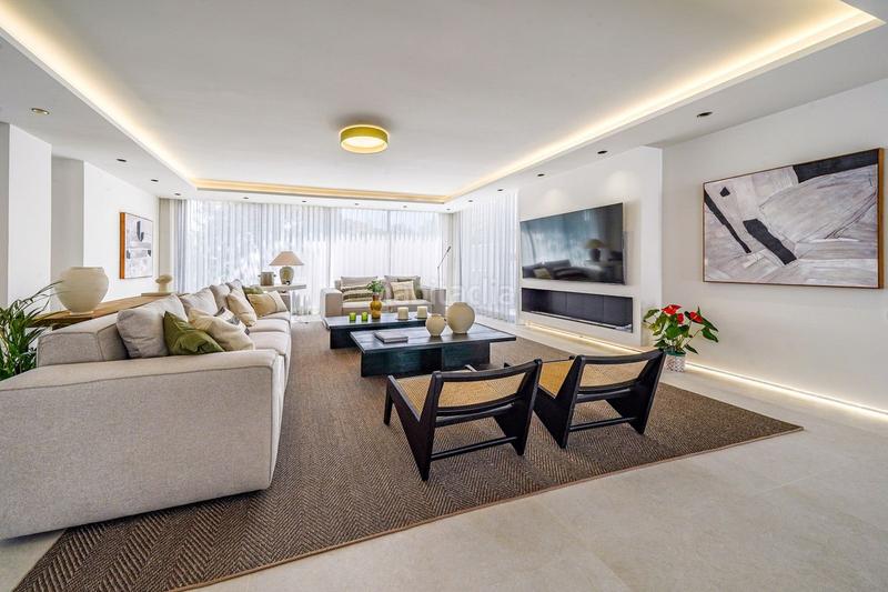 Foto ab5d63a1-c25b-45fb-87e3-d5c693e9f26e. Chalet en Las Brisas Marbella