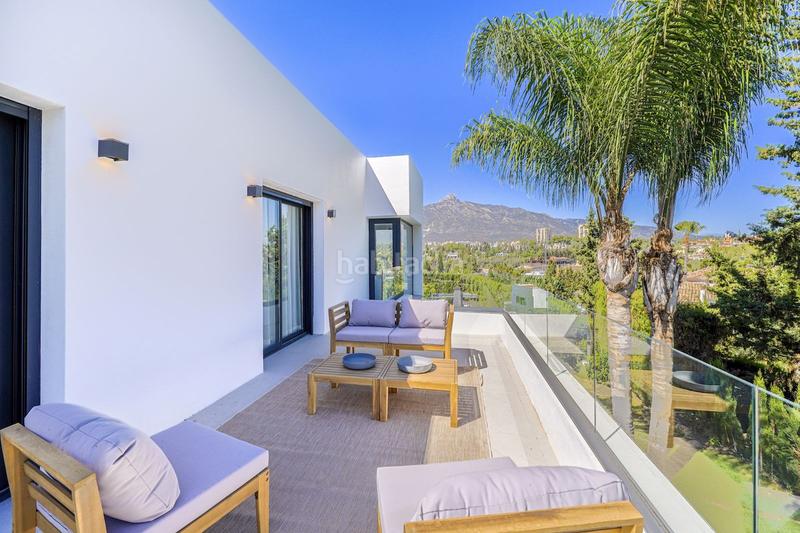 Foto f8dabbaf-891a-4470-ae38-cee415ce16a3. Xalet amb aparcament piscina a Las Brisas Marbella