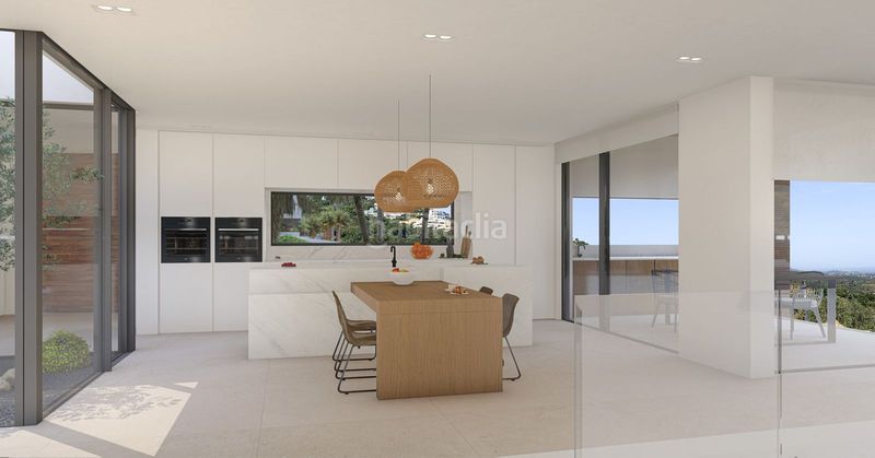 Foto 275eb420-4ae4-4d41-a292-3add2b1b785a. Chalet en Río Real Marbella