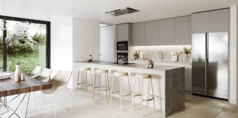 Foto 34d73a1c-b551-4ecc-821a-f599a31b3058. Apartament amb piscina a Parque Central Estepona