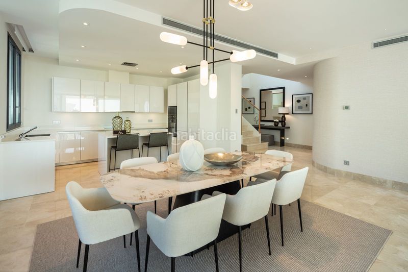 Foto 48ceeffb-6138-4def-8d93-70324c2240b2. Dúplex amb aparcament piscina a Sierra Blanca Marbella