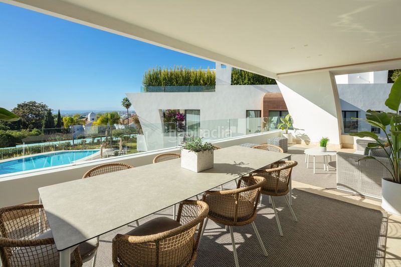 Foto 606c9c95-8c27-4421-ba35-53a6198fdc2a. Dúplex amb aparcament piscina a Sierra Blanca Marbella