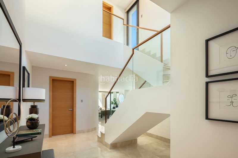 Foto de954b86-228e-4679-9177-e35aa73b7887. Dúplex amb aparcament piscina a Sierra Blanca Marbella