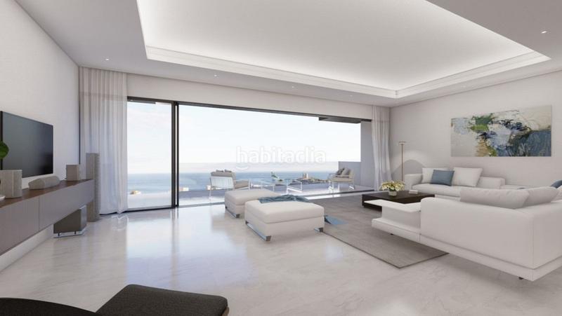 Foto ab8178cd-5ef2-4a62-832f-aa7833af0bc3. Casa adossada amb aparcament piscina a Centro ciudad Fuengirola