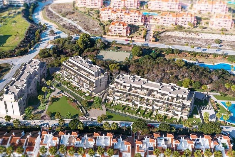 Foto 5c5eb289-10f6-4d70-8467-a6d1b3545239. Appartement avec parking piscine dans El Faro de Calaburra - Chaparral Mijas