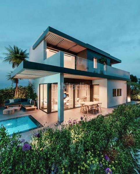Foto 7478d95c-8d2f-416f-8120-073218427eac. Chalet with parking pool in Zona Calvario Estepona