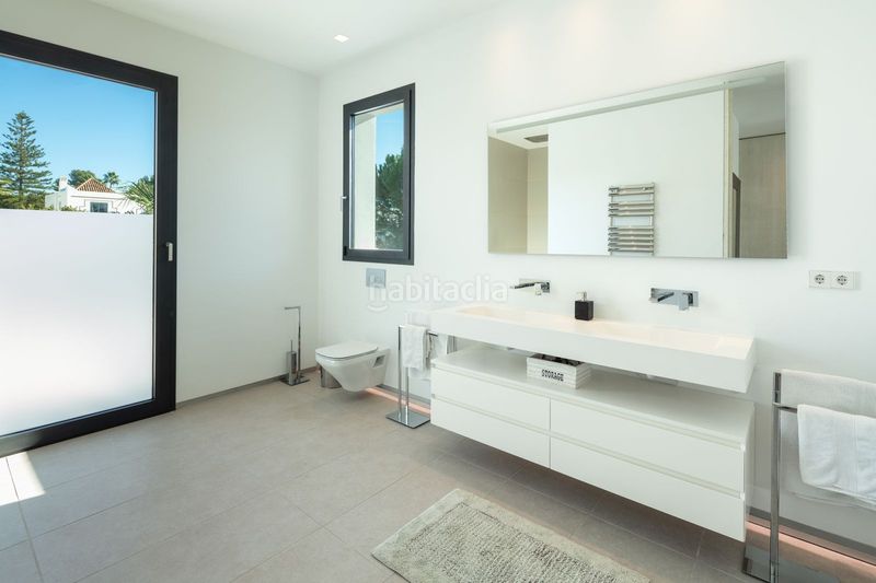 Foto 8572c770-3d12-450c-873f-6e212621a11e. Chalet en los jardines de Marbella - la ermita Marbella