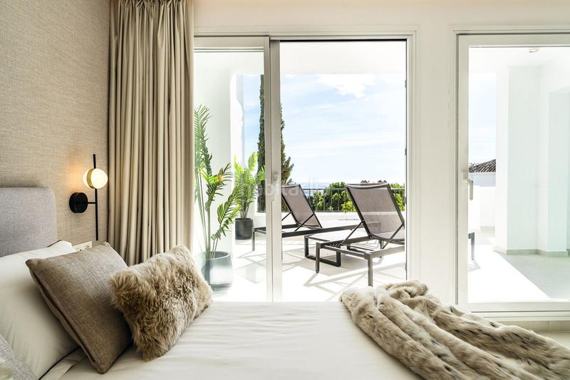 Foto 416b5b50-19fc-4ba7-b6d7-8dfb9d8c0fdc. Zweistöckige wohnung mit pool in Benahavís pueblo Benahavís