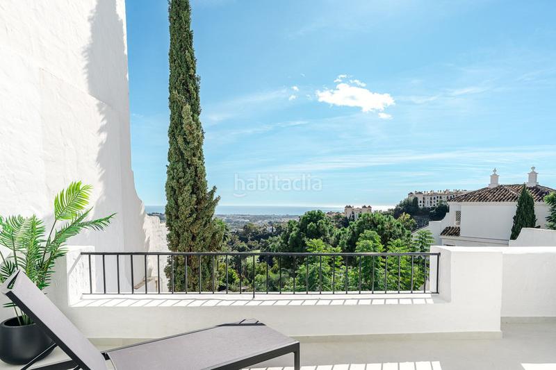 Foto 6a75e2a9-80d9-485d-b0a0-0cc128ab1f3a. Zweistöckige wohnung mit pool in Benahavís pueblo Benahavís