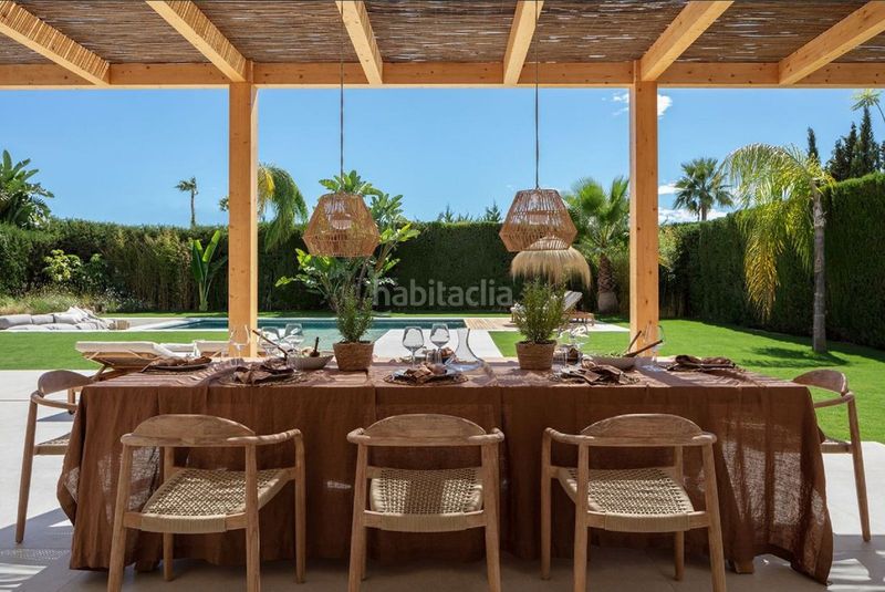 Foto a2d832e6-fe81-4ad2-9819-2f865fc947c0. Xalet amb aparcament piscina a Las Brisas Marbella