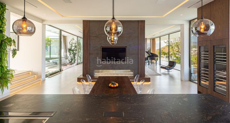 Foto 8cb8177a-b6f1-49fb-8d96-d54d69a68356. Chalet con parcheggio piscina in La Carolina - Guadalpín Marbella