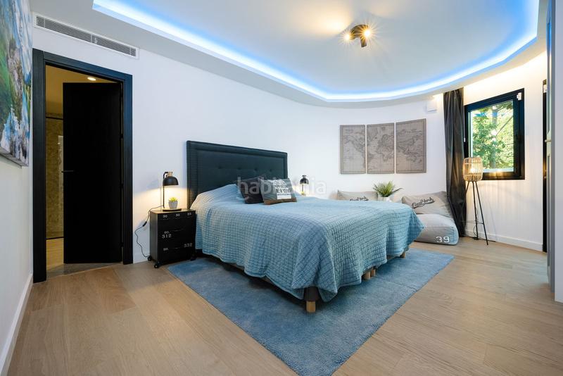 Foto 1a95e194-b4e9-4532-88ad-fe2a7ac812fc. Chalet mit parking pool in La Carolina - Guadalpín Marbella