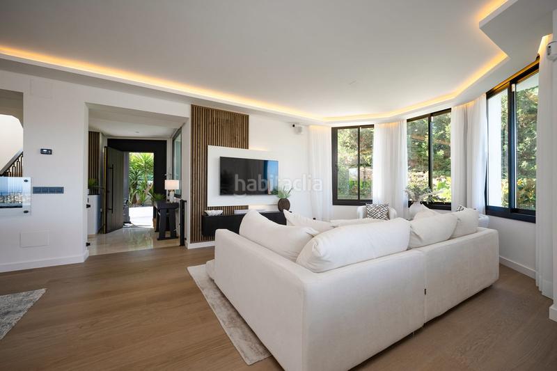 Foto 25e29250-ed01-47c7-8969-9c9965cb1bf5. Chalet with parking pool in La Carolina - Guadalpín Marbella