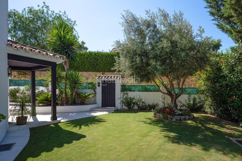 Foto d74c562a-52d9-4ad1-a698-2d6e6babb71e. Chalet with parking pool in La Carolina - Guadalpín Marbella