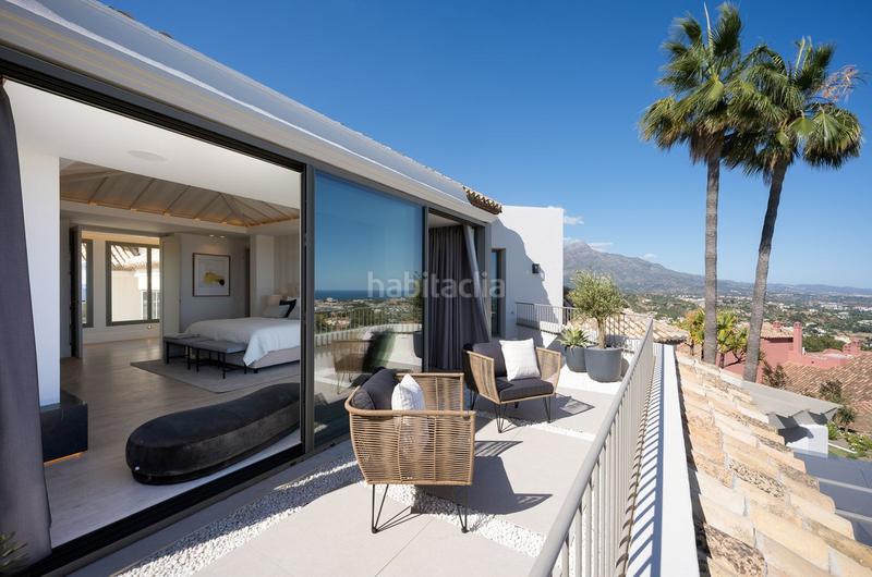 Foto 9195bc6f-360f-4944-9e67-aad318d6aa63. Chalet with parking pool in Benahavís pueblo Benahavís