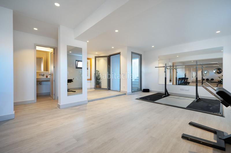 Foto b6939926-5599-4bd2-aad2-7650f39d0cd3. Xalet amb aparcament piscina a Benahavís pueblo Benahavís