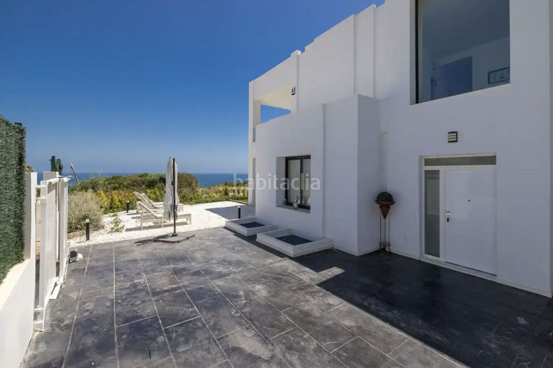 Foto 4a59bf02-4728-4aa0-b01f-588202c13806. Xalet amb aparcament piscina a Torreguadiaro-San Diego Sotogrande