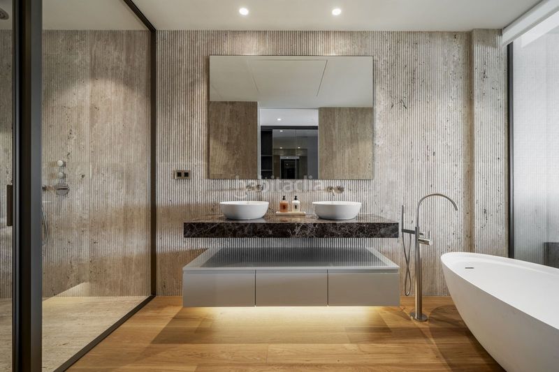 Foto bc1ddf60-8bf1-4cb7-92da-23c2f601f048. Apartament amb aparcament a Las Lomas de Río Verde Marbella