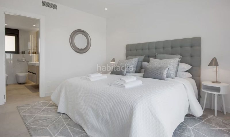 Foto 54c00eff-4aed-4992-b41b-333cb028c06a. Xalet amb aparcament piscina a Los Flamingos Benahavís