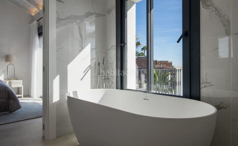 Foto 77ae9df2-9366-4b58-9ee2-57c44e349f73. Xalet amb aparcament piscina a Los Flamingos Benahavís