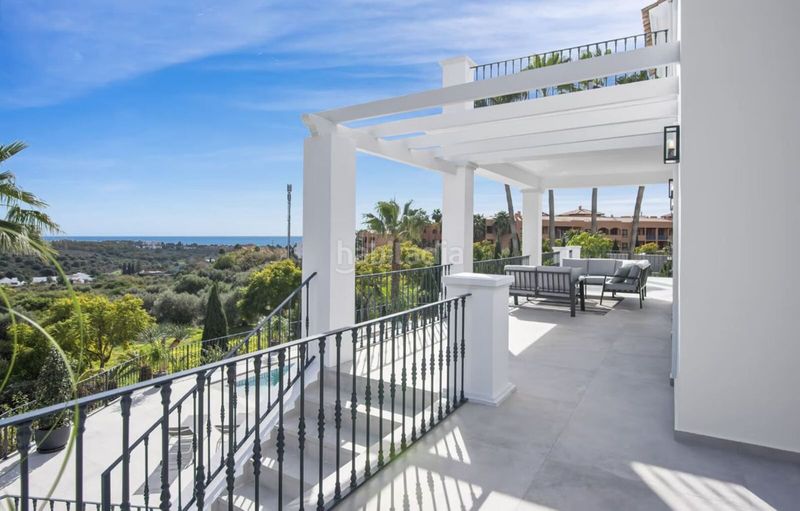 Foto b1de8ddc-0749-4c9d-9cf8-294b54ff3415. Xalet amb aparcament piscina a Los Flamingos Benahavís