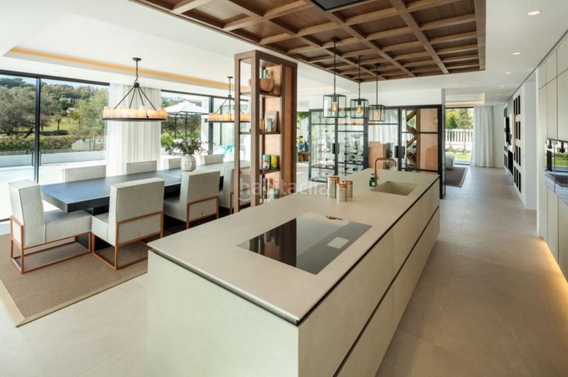 Foto 119d1ef3-82d9-4edc-90dd-a24f68122376. Chalet en Las Brisas Marbella