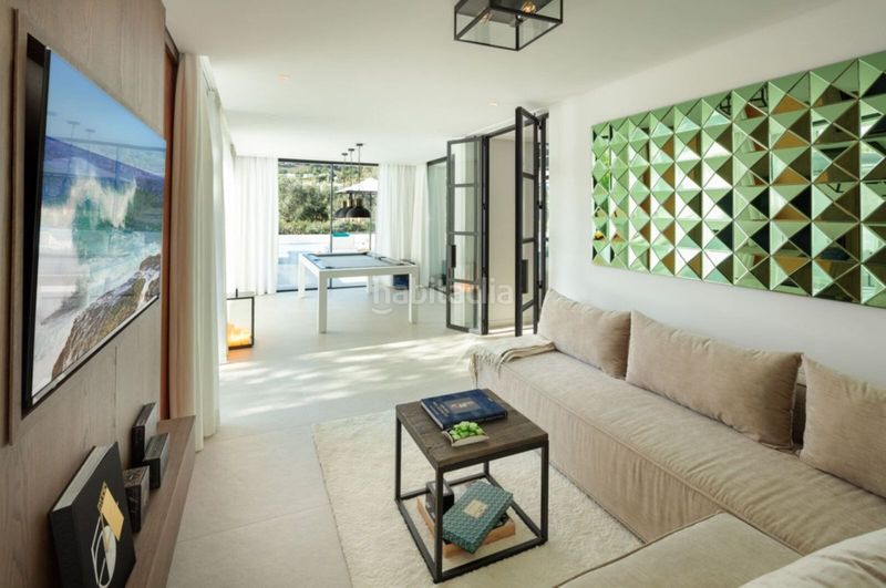 Foto 33cc12ff-279b-4fde-be57-bdcf69461980. Chalet en Las Brisas Marbella